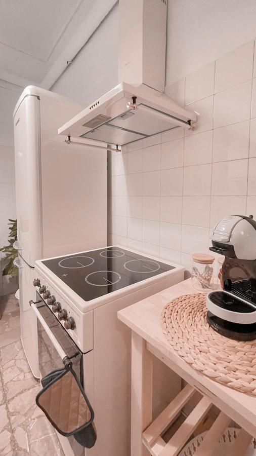 Boho Chic 2Br Apartment In The Center Of Афины Экстерьер фото