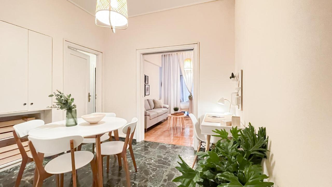 Boho Chic 2Br Apartment In The Center Of Афины Экстерьер фото